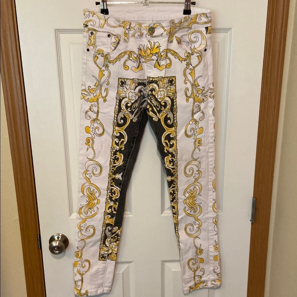 Baroque Print Jeans in White and Gold size 34. Funky